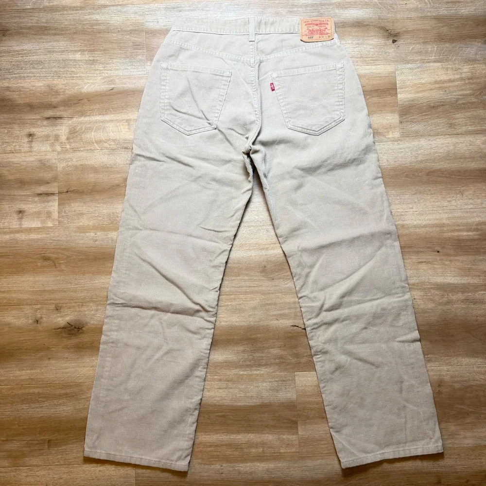 Levis levi 569